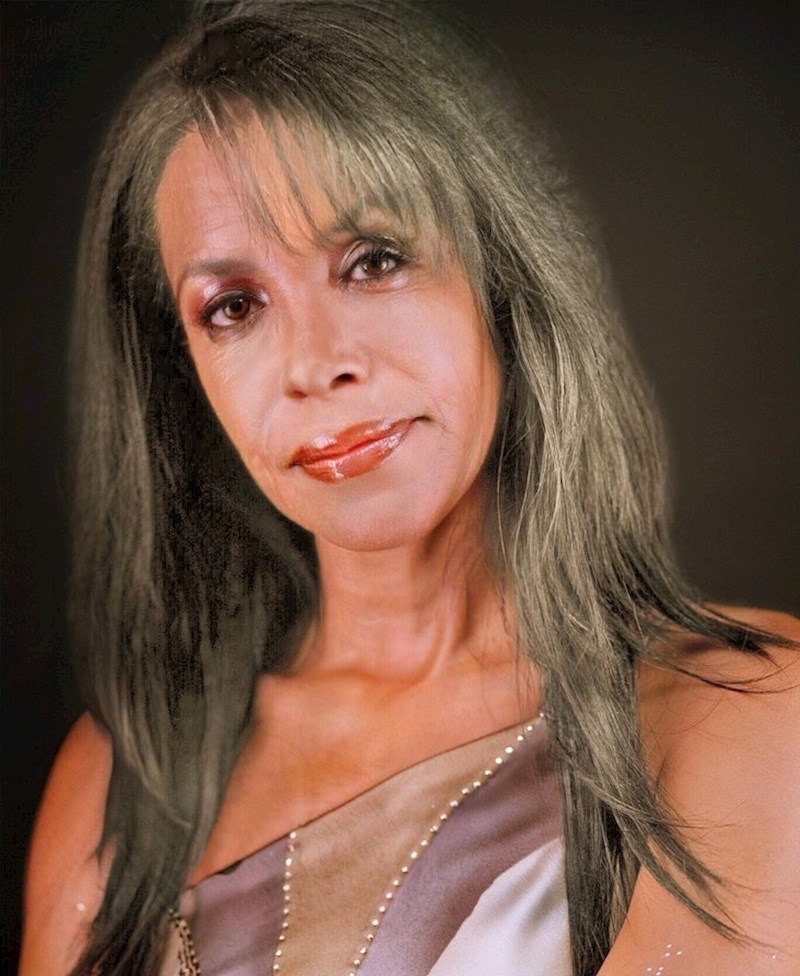 5. Aaliyah (1979.-2001.)