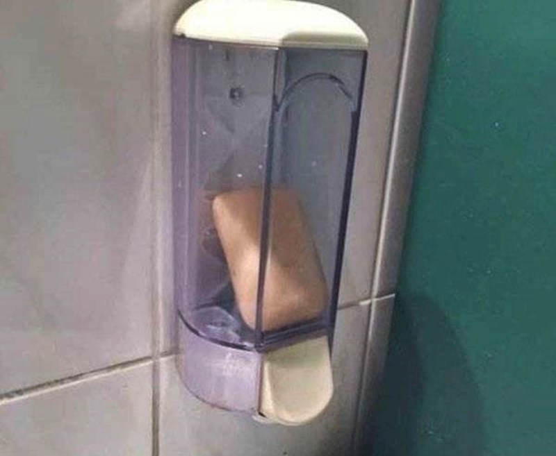 Nisu imali tekućeg sapuna...