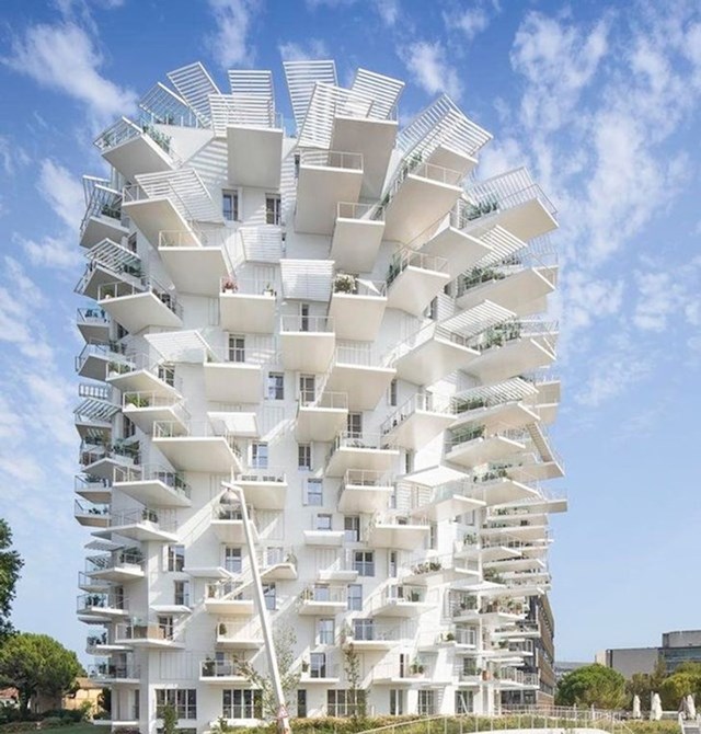 Arbre Blanc Tower u francuskom Montpellieru