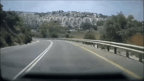 Najkasnije nakon ove snimke će vam biti jasno zbog čega preticanje na punoj liniji nije dobra ideja