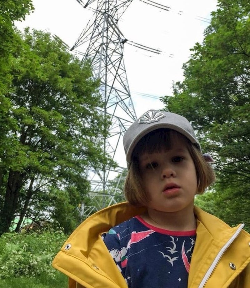 "Žena i ja odlučili smo se malo našaliti s kćerkicom. Govorili smo joj da svaki vikend idemo u šetnju do Pariza, ovo iza nje je navodno Eiffelov toranj. Bila je razočarana kad je saznala da smo joj lagali."