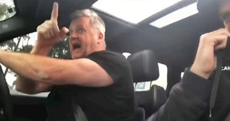 VIDEO Tatu su razljutili prdežom u spreju, njegova reakcija ih je nasmijala do suza