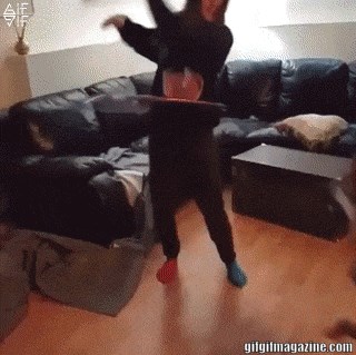 Psu se svidjelo ono što je vlasnica radila, ali onda joj je pokazao da on to može puno bolje