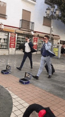 Ovi ulični izvođači ne čini gotovo ništa kako bi zarađivali novac, a svejedno izgledaju genijalno