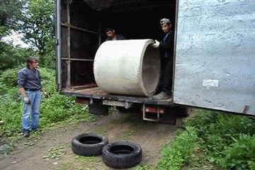 Radnici su bili uvjereni da su smislili genijalan plan za istovar teške robe, završilo je tragikomično