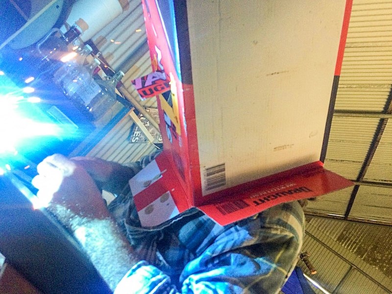 Varenje s kartonskom kutijom