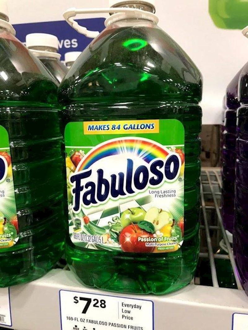 Sredstvo za čišćenje koje izgleda kao voćni sirup