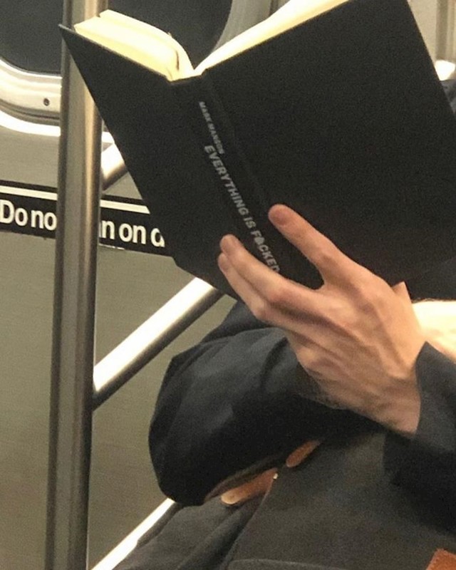 "Sve je sje*ano"