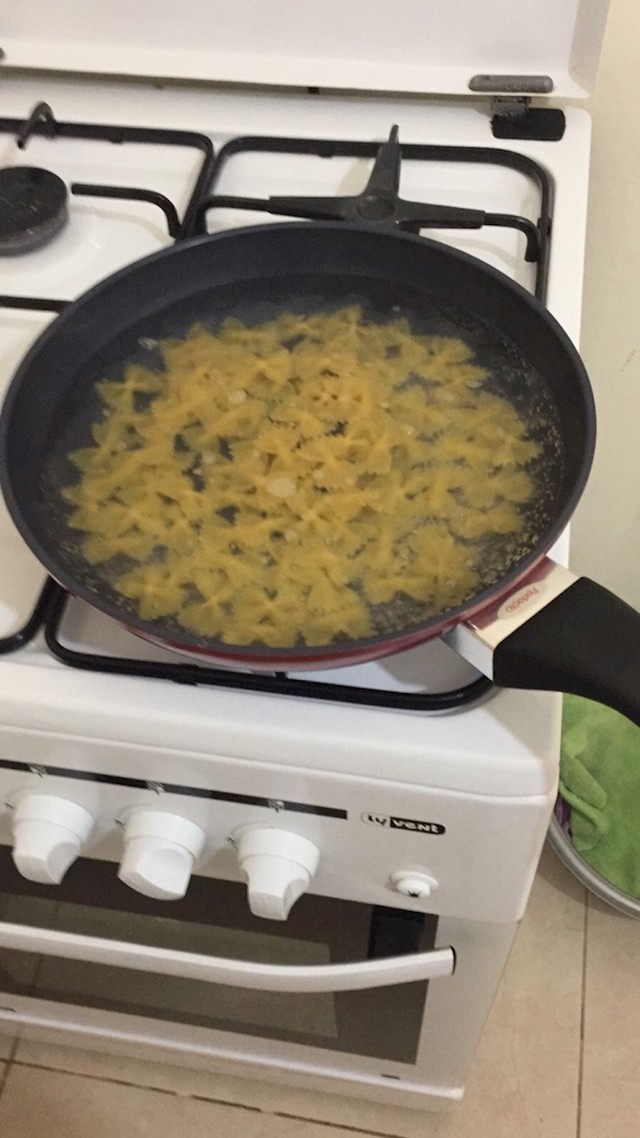 Nisu imali čist lonac?