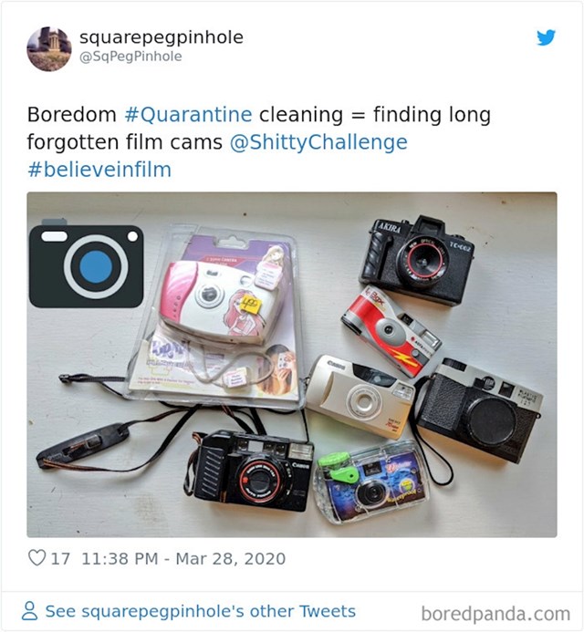Našla je sve svoje stare fotoaparate.