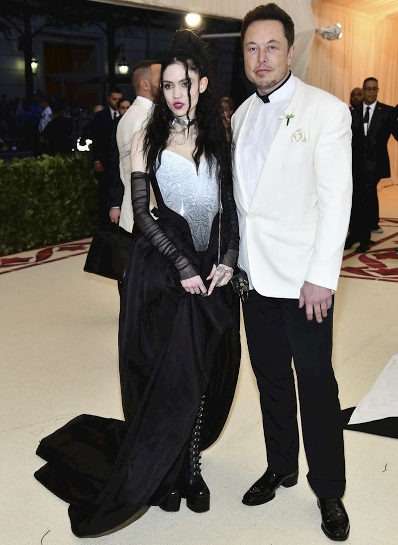 Grimes i Elon Musk - razlika u godinama: 17