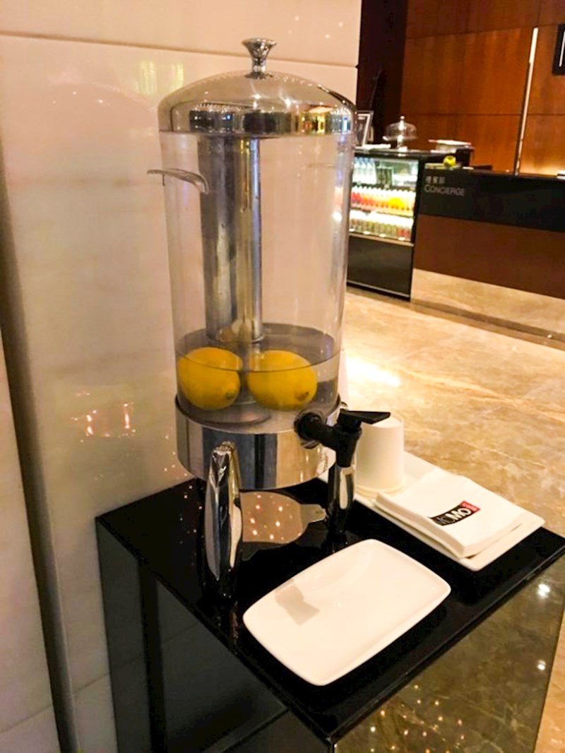 Kako lijeni ljudi prave limunadu...