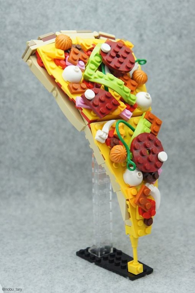 LEGO pizza