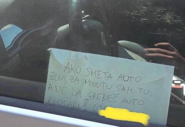 Evo što je pisalo u poruci: