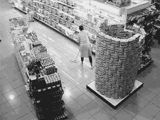 Radnici supermarketa je ovo definitivno bio jedan od najgorih radnih dana u životu, evo što se dogodilo