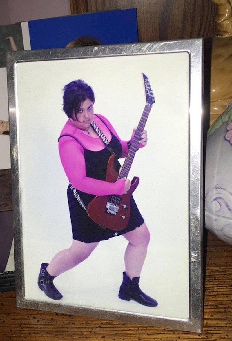 "Ova fotka je nastala 2004. godine. Moja baka je još uvijek ponosno čuva."