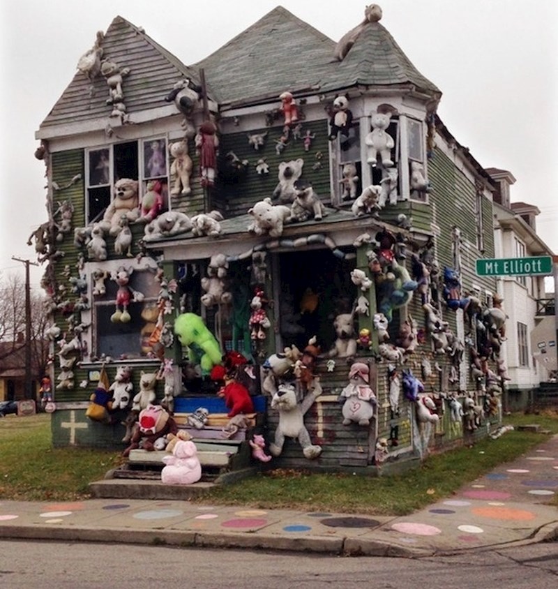 Budimo iskreni, ovo izgleda strašnije nego one uklete kuće iz horora.