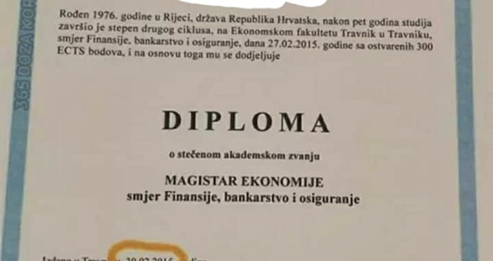 Student je primijetio urnebesan detalj na svojoj diplomi, pogledajte što je pisalo