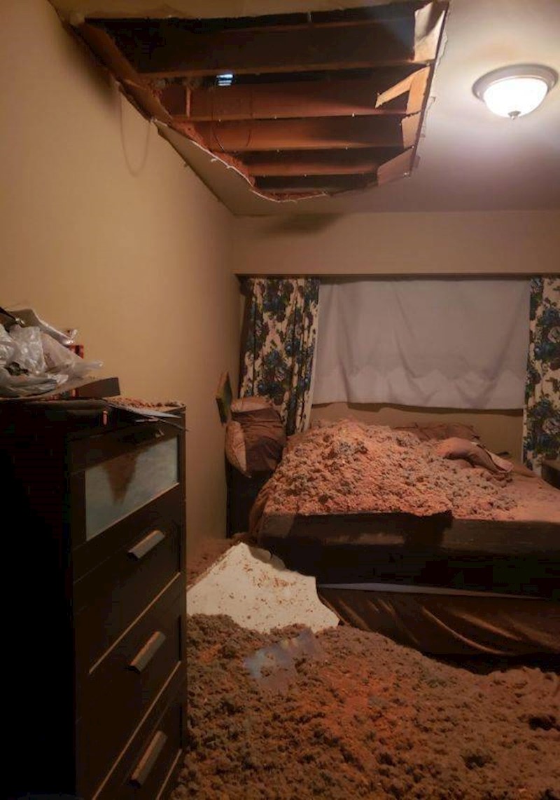 "Radio sam nešto na tavanu. Drugi put ću zvati majstora."