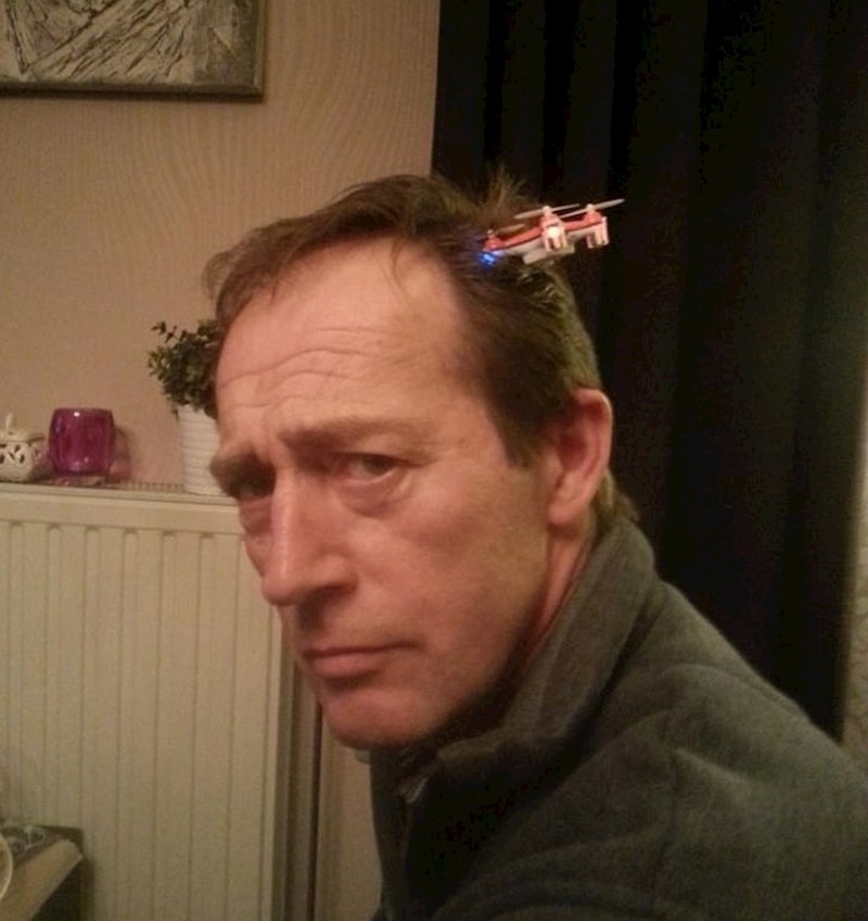 Imao je nezgodu s malim dronom.