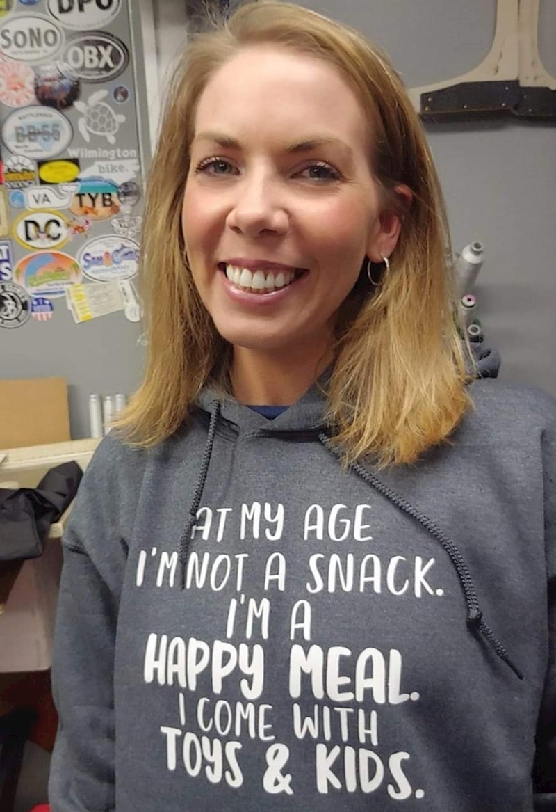 U ovim godinama nisam grickalica. Ja sam Happy Meal. Dolazim s igračkama i djecom.