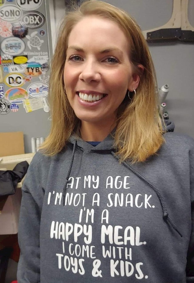 U ovim godinama nisam grickalica. Ja sam Happy Meal. Dolazim s igračkama i djecom.