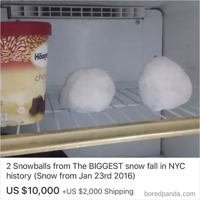 Dvije grude snijega napravljene 2016. nakon najvećeg snijega u povijesti New Yorka