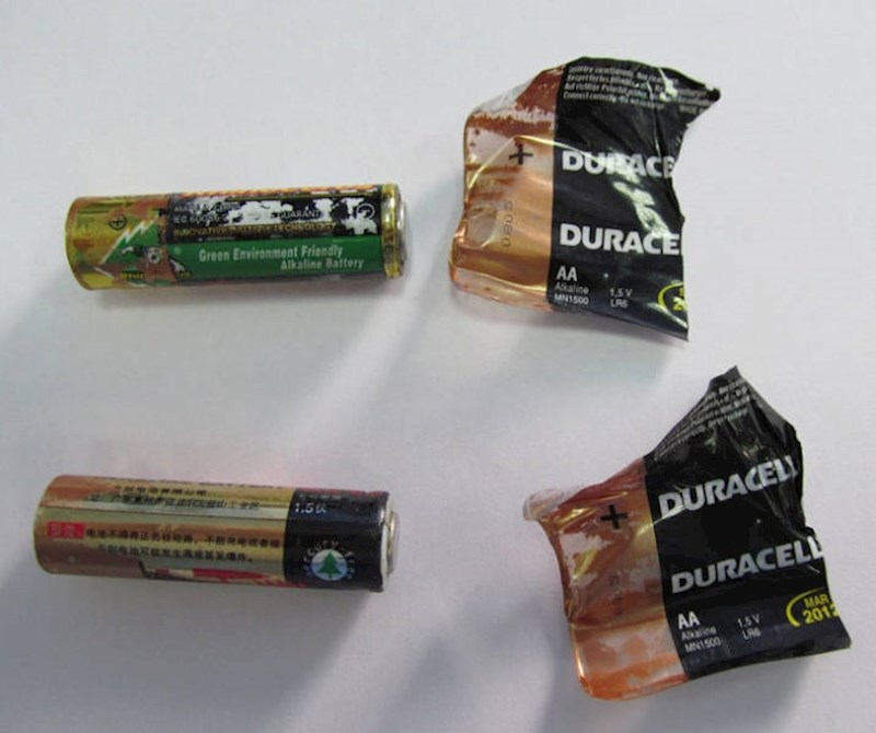 Ni baterijama ne možeš više vjerovati... Pogledajte što se krilo ispod Duracell naljepnica.