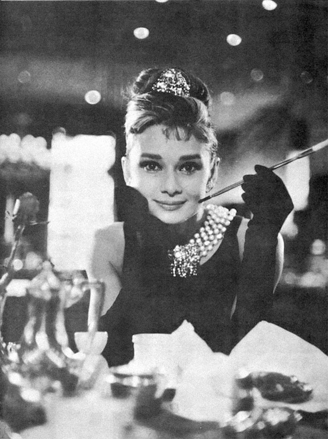 Audrey Hepburn imala je 32 godine kad je u "Doručak kod Tiffanyja" glumila 18-godišnjakinju.