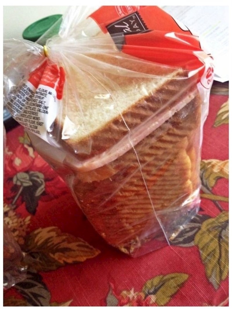 "10 minuta sam tražio svoj sendvič, a onda sam vidio ovo."