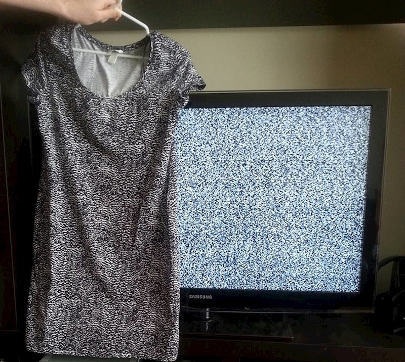 "Moja djevojka je danas kupila novu haljinu. Ovo je jedina stvar na koju me podsjeća."