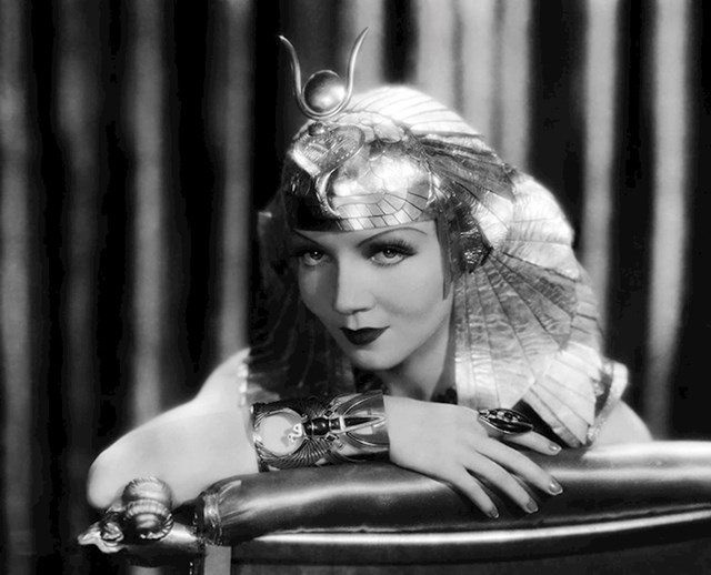 Claudette Colbert — Kleopatra (1934)