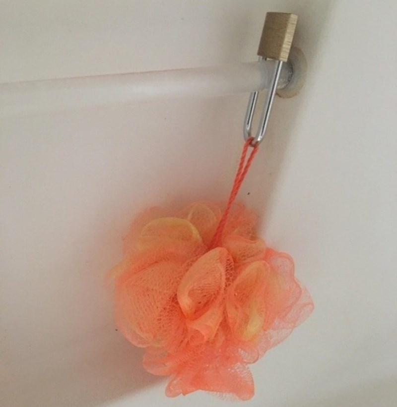 "Naš sin je bio uvjeren da koristimo njegovu spužvu za kupanje pa je smislio rješenje."