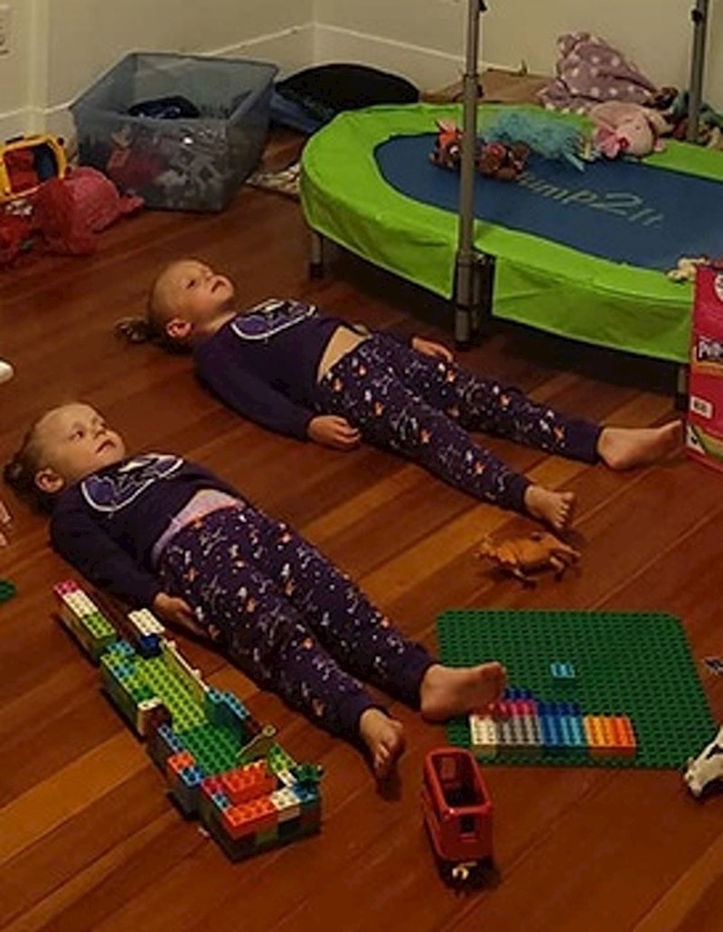 "Rekli smo im da moraju biti mirne ako žele da se njihove pidžamice napune kako bi svijetlile u mraku."