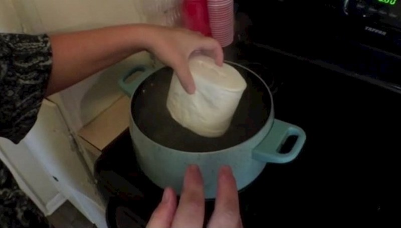 Siromašna majka je u trenucima besparice kuhala WC papir, a rezultat je bio bolji od očekivanog