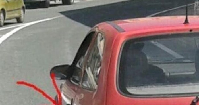 Vozač iz Dalmacije je na drugom automobilu vidio detalj koji ga je odmah nasmijao