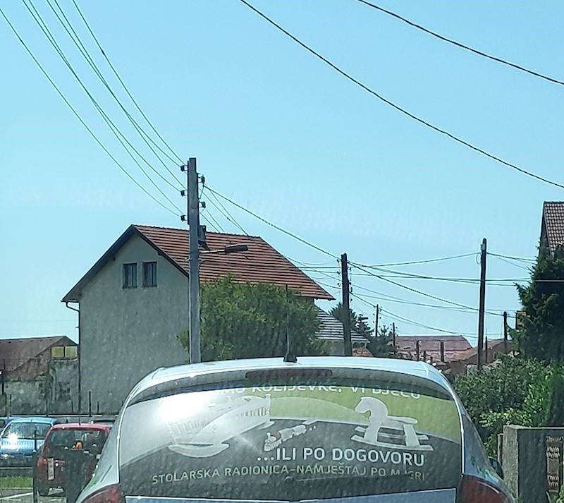 "Mi radimo kolijevke, a vi djecu... ili po dogovoru" 😁