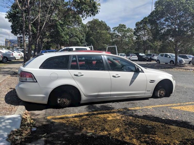 Otišao je do svog auta, dočekalo ga je ovo.