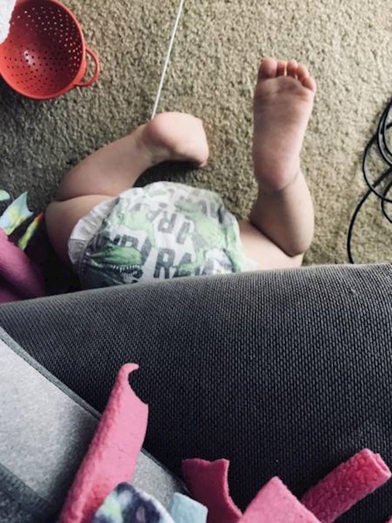 "Naša beba je zapela ispod kauča, puzala je za psom."