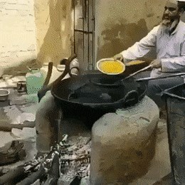 Ovaj muškarac ima "čarobnu hranu", pogledajte što se dogodilo kad ju je stavio u vodu