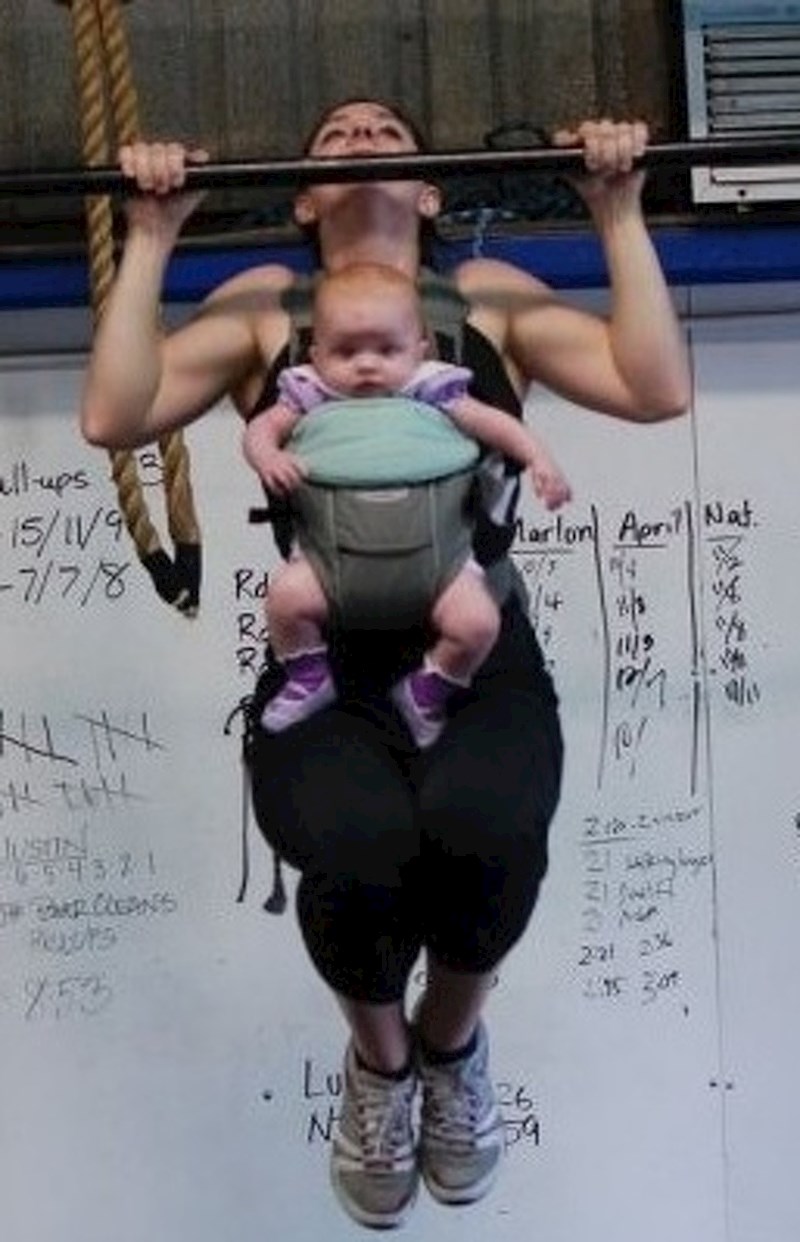 Kako istovremeno čuvati dijete i vježbati? Ništa nije nemoguće...