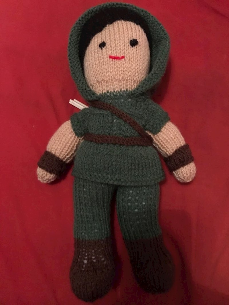 Imao je izazov za baku: Rekao joj je da želi da mu napravi lutku glavnog lika iz serije "Arrow".