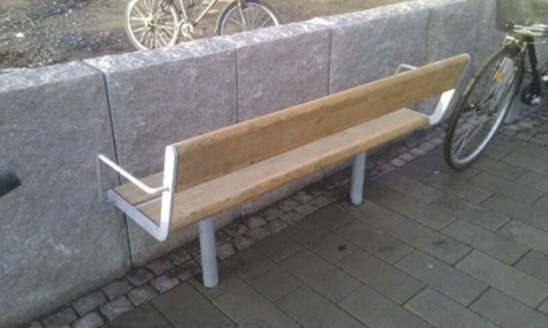 Kako koristiti ovu klupu?