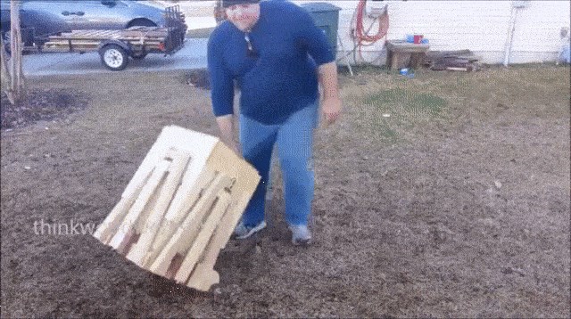 Čovjek je došao s drvenim sandukom pa ga rastavio i pretvorio u nešto što biste i vi htjeli imati