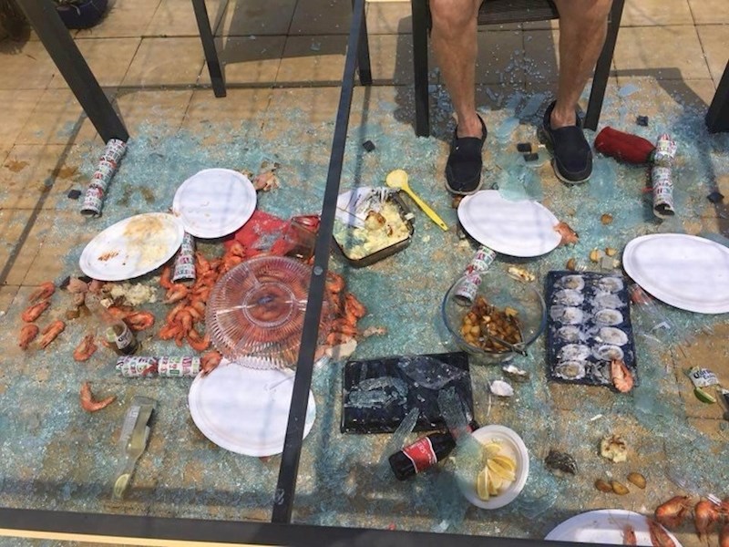 Ukusni morski ručak se pretvorio u veliko razočaranje.