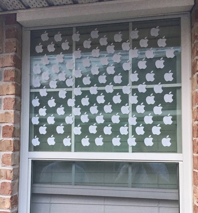 "Brat moje cure mrzi Apple proizvode, a ja radim u Appleu. Evo kako sam namjerno dekorirao prozor."