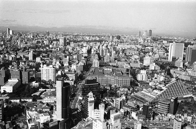 Tokio - 1976. godine i danas