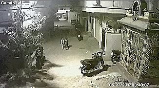 Postoje 2 vrste ljudi: Jedno dijete je pobjeglo od pasa, pogledajte što je drugo učinilo