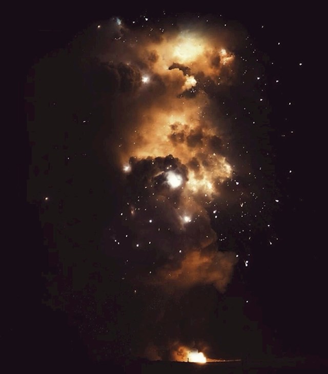 "Prijatelj je slikao vatromet, na jednoj fotki je izgledao kao slika svemira."