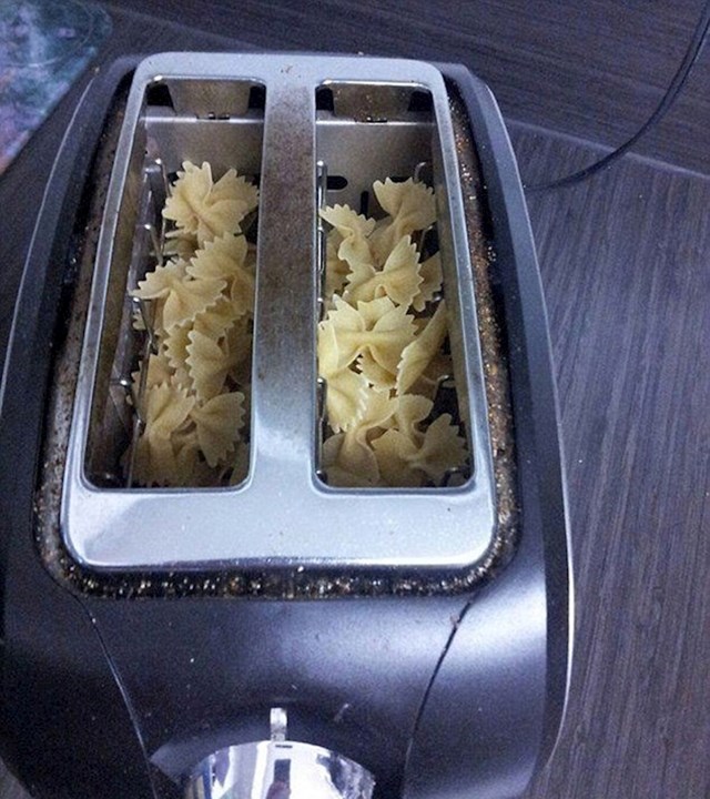 "Kako podgrijati tjesteninu u 2 minute"